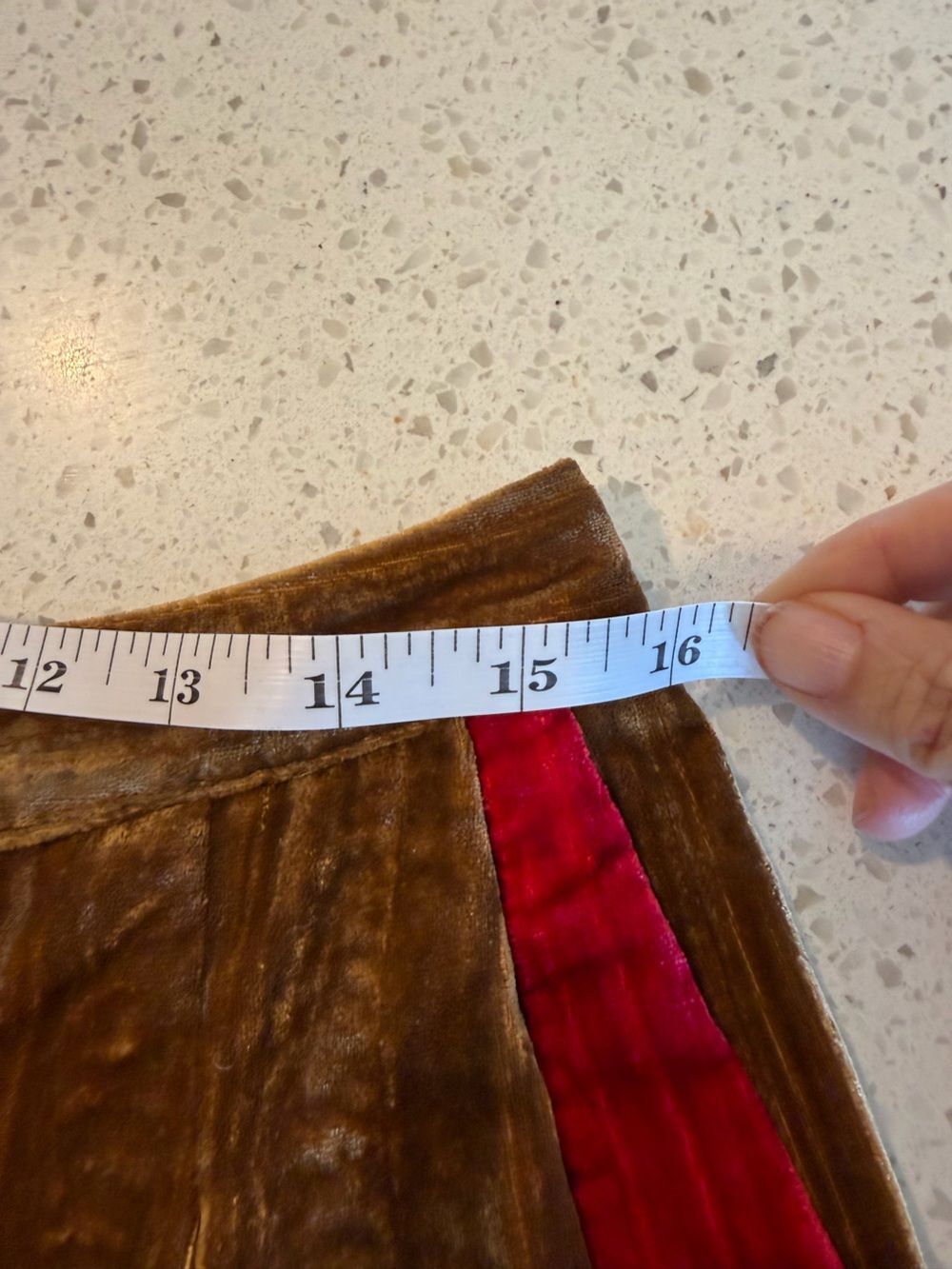 FARM Rio Gold Crushed Velvet Wide-Leg Pants Red Side Panels M MSRP:$178 - Picture 6 of 8